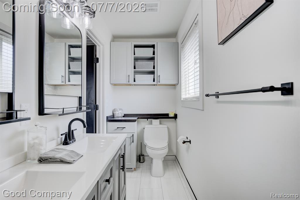 49877 Maurice Drive, Chesterfield, MI 48047 — Photo 48