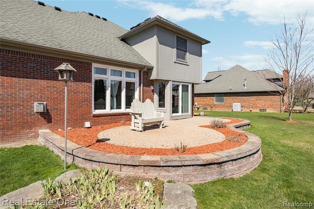 14817 Sparrow Drive, Shelby Twp, MI 48315 — Photo 61