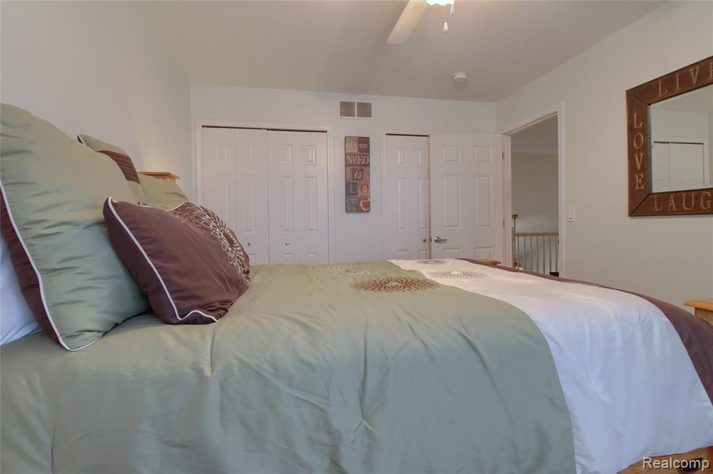 31626 Beaver Circle, New Boston, MI 48164 — Photo 27