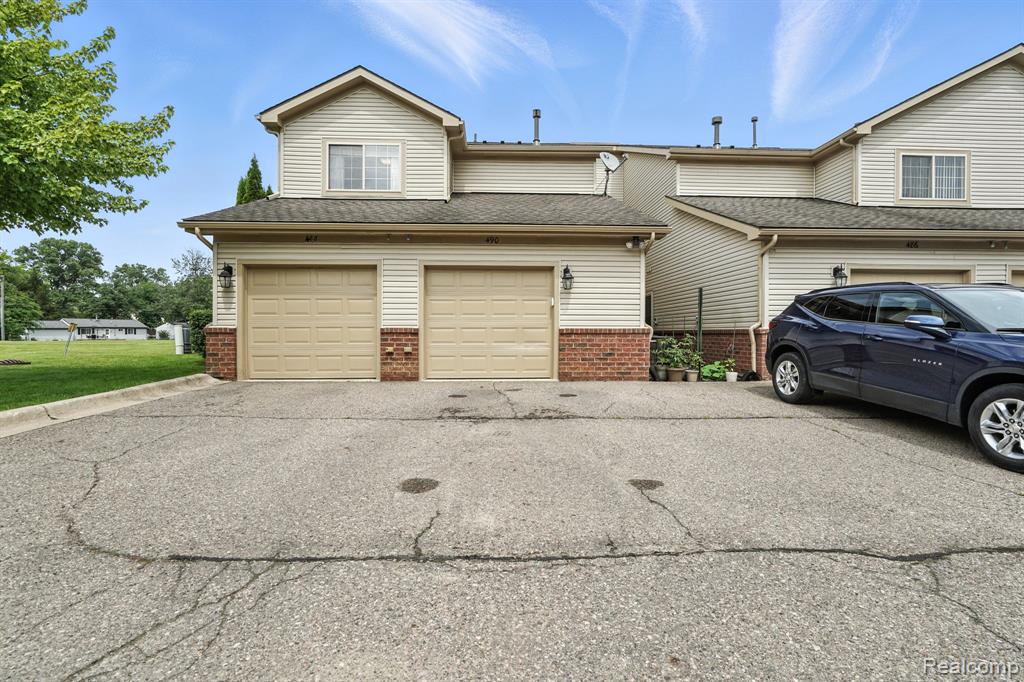 490 Village Drive, Walled Lake, MI 48390 — Photo 19