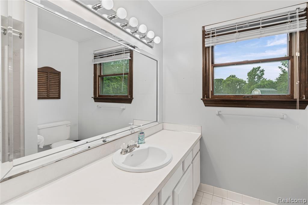 6247 King Arthur Court, Swartz Creek, MI 48473 — Photo 29