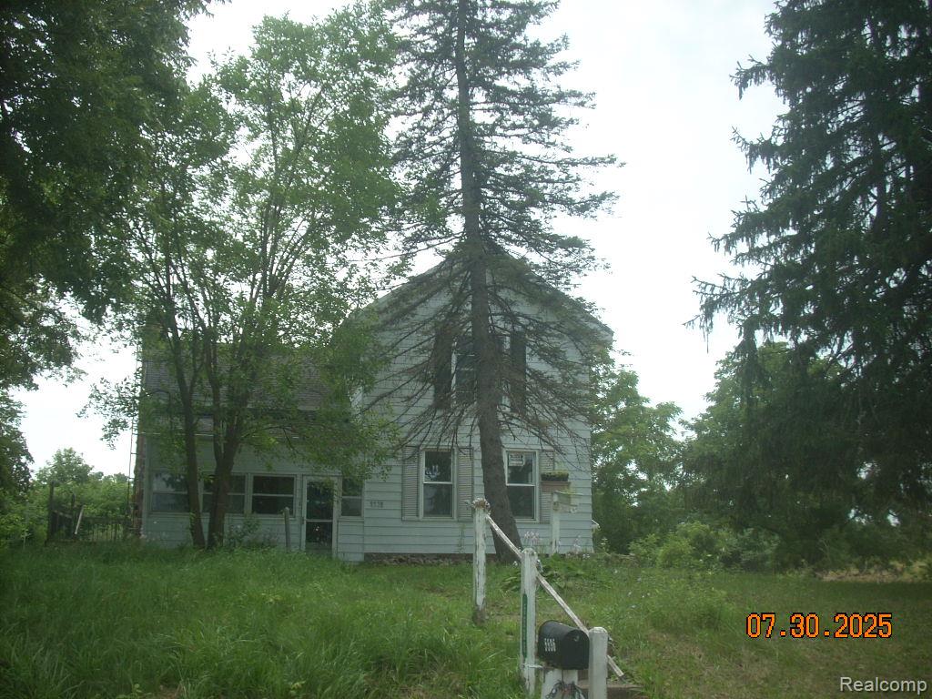 5536 E Newburg Road, Durand, MI 48429 — front exterior
