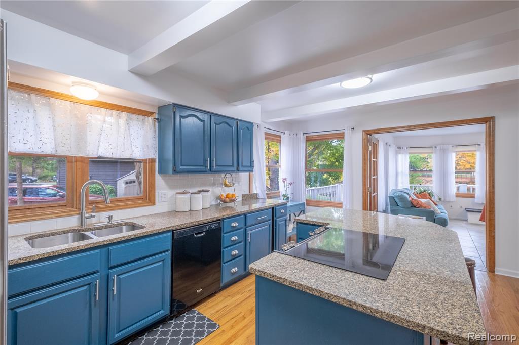 1704 Lakewood Circle, Lapeer, MI, 48446