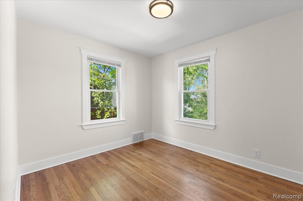 19215 Steel Street, Detroit, MI 48235 — Photo 23