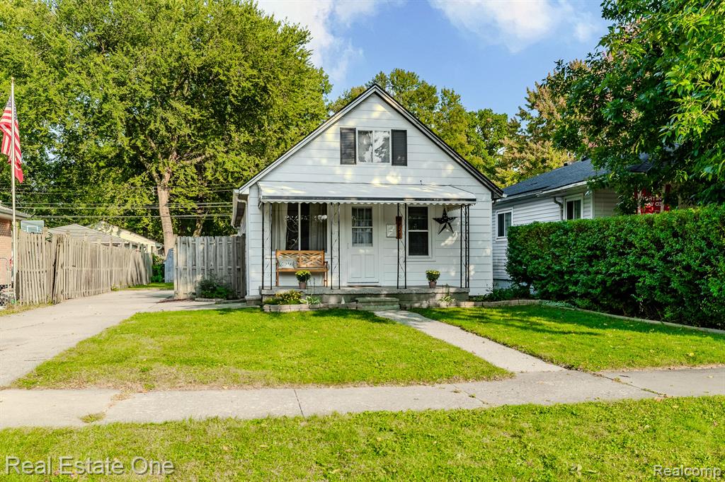 3993 WEDDELL Street, Dearborn Heights, MI 48125 — Photo 3
