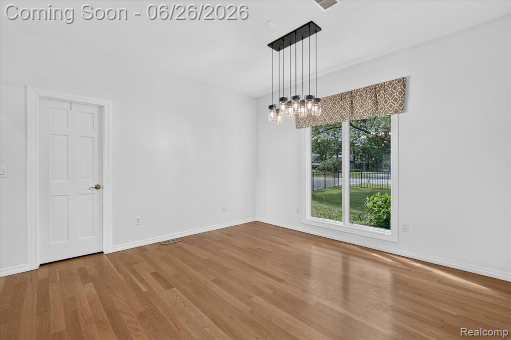 3478 Lexington Road, Waterford, MI 48328 — Photo 18