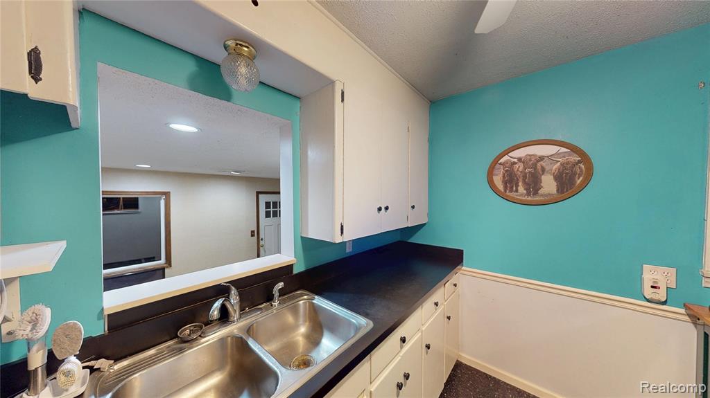 5465 Johnson Road, Flushing, MI 48433 — Photo 18