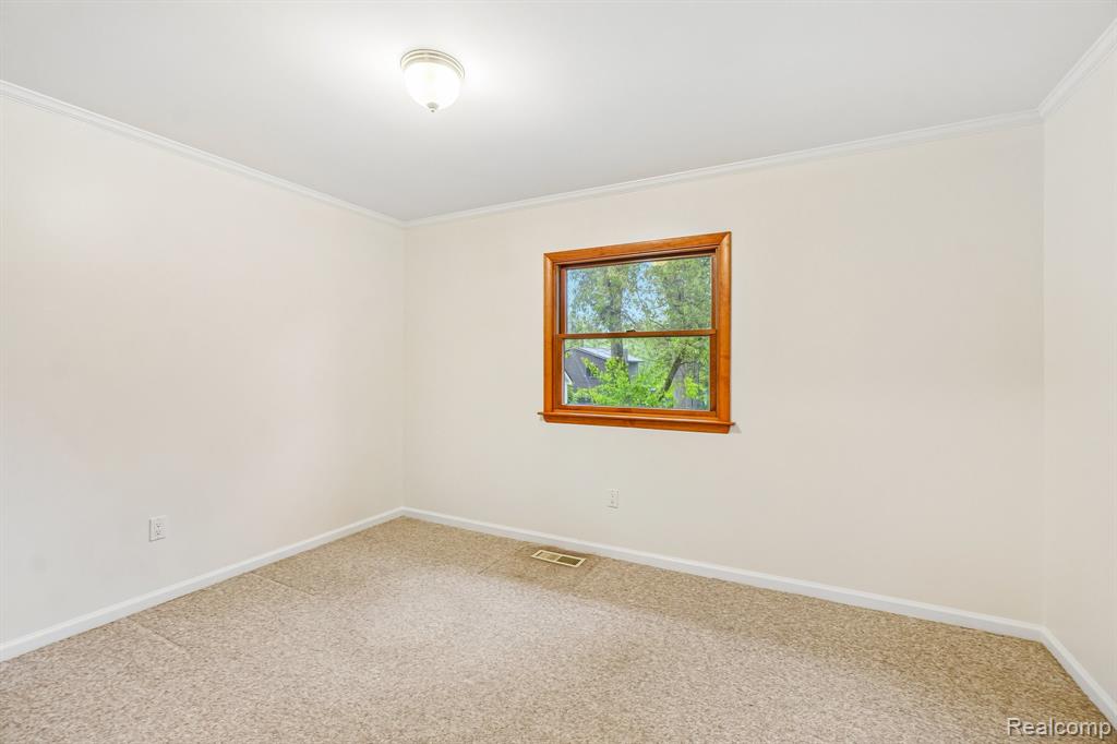 1397 Flamingo Street, Wixom, MI 48393 — Photo 20