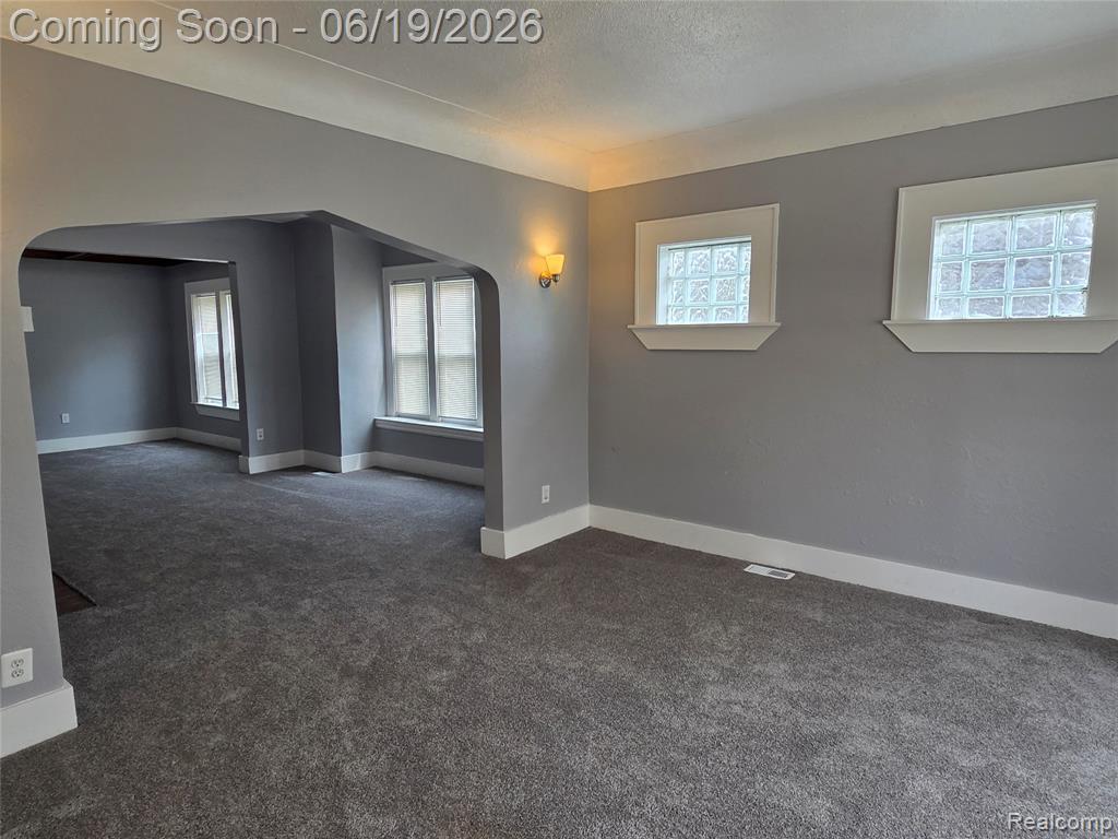 1998 E Grand Boulevard, Detroit, MI 48211 — Photo 9