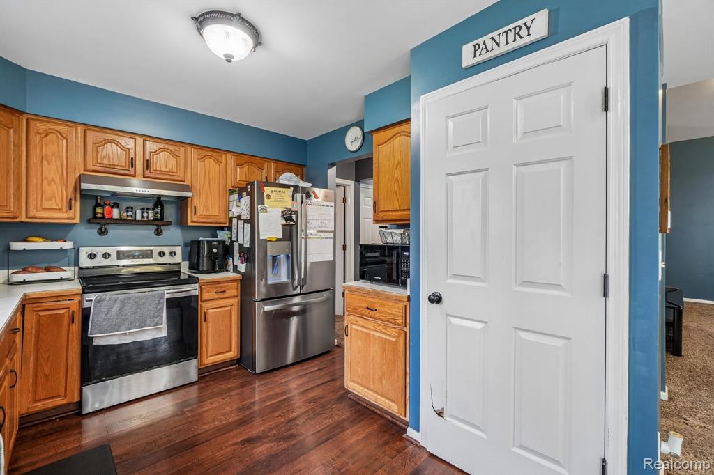 23882 Monroe Street, Armada, MI — Photo 12