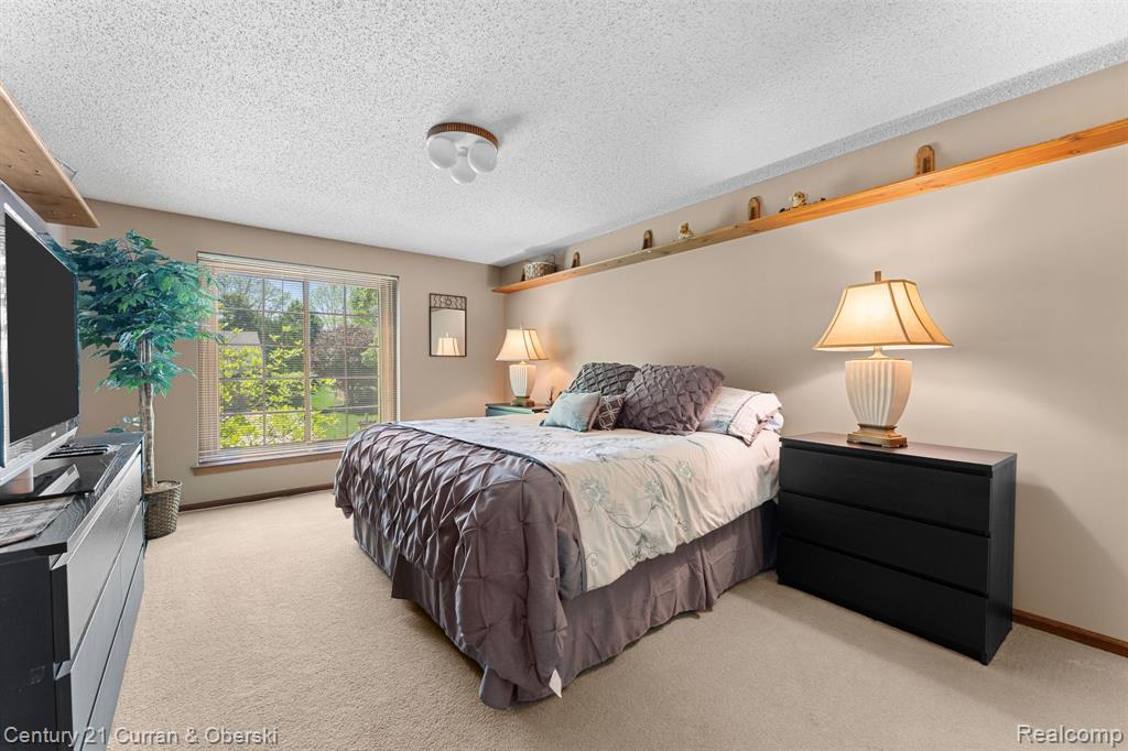 44962 Steeplepath, Novi, MI — Photo 23