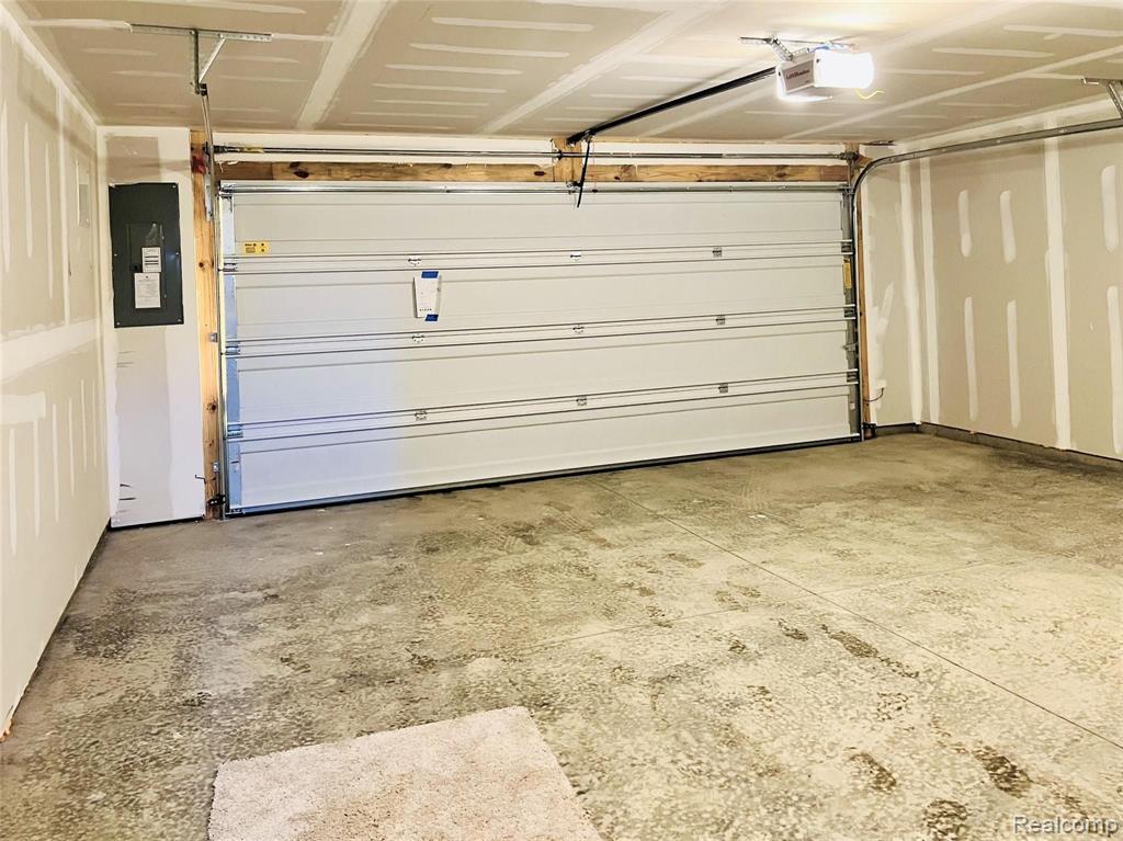 49629 CHERRY HILL Road, Canton, MI 48188 — Photo 20
