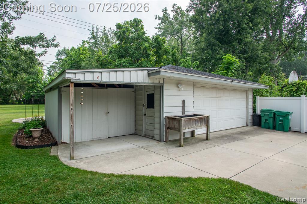 31045 John Hauk Street, Garden City, MI — Photo 22