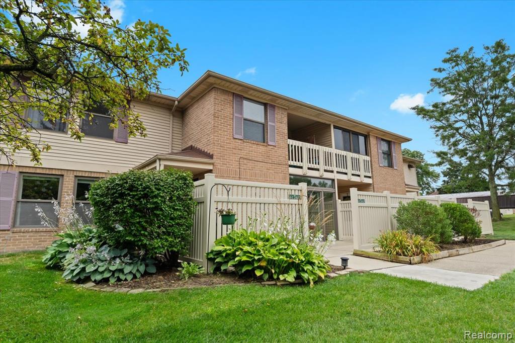 61260 Greenwood Drive, 80, South Lyon, MI 48178 — Photo 3