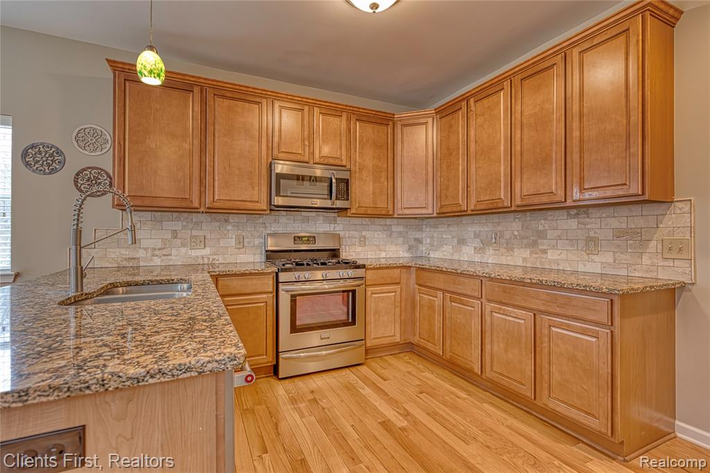 1291 Courtney Court, Hartland, MI 48353 — Photo 25