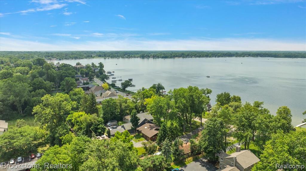 1167 E Lake Drive, Novi, MI 48377 — Photo 12