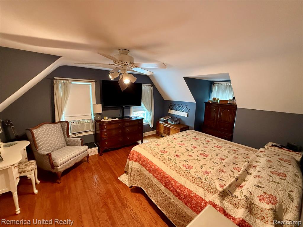 603 N Michigan Avenue, Howell, MI 48843 — Photo 19