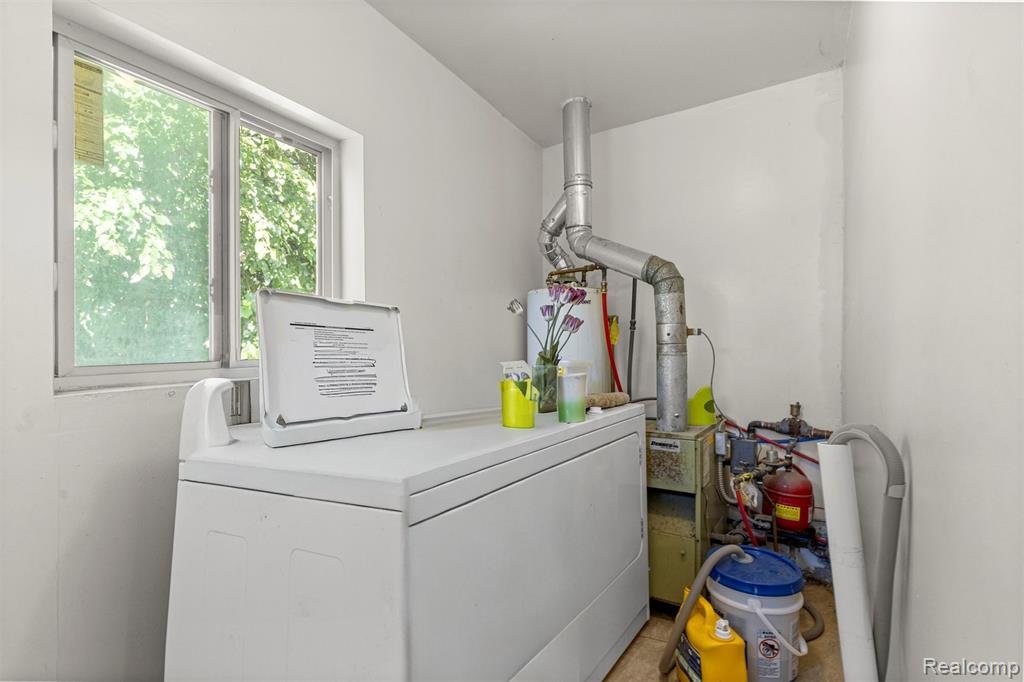 6043 N Vernon Street, Dearborn Heights, MI 48127 — Photo 19