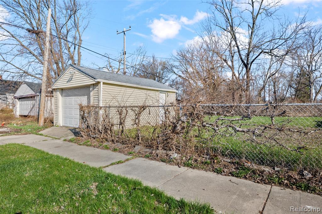 12203 Grandmont Avenue, Detroit, MI 48227 — Photo 4