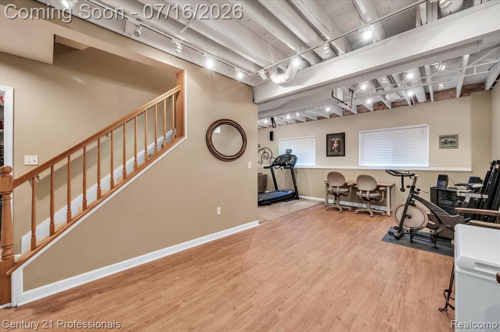 7520 Paradise Drive, Grand Blanc, MI 48439 — Photo 36