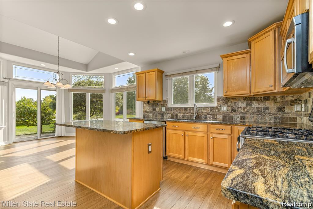21254 Clayton Drive, Macomb, MI 48044 — Photo 39