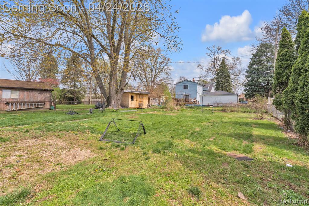 6964 Nightingale Street, Dearborn Heights, MI 48127 — Photo 10