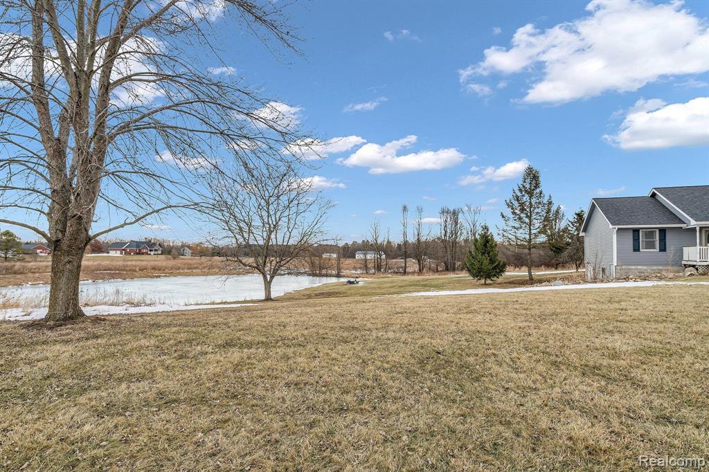 2368 N BLACKS CORNERS Road, Imlay City, MI 48444 — Photo 5