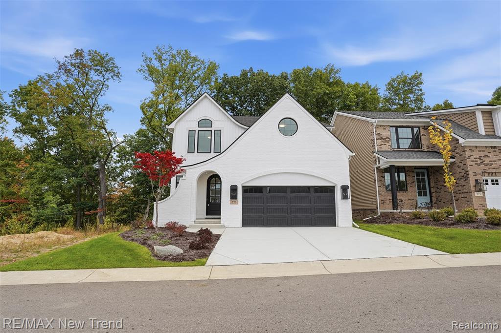 223 Summit View Lane, Milford, MI 48381