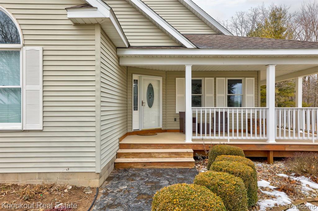 7578 Waters Edge Drive, Vassar, MI 48768 — Photo 7