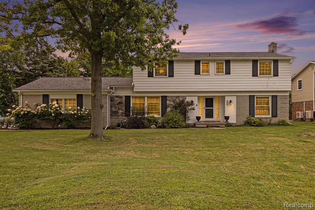 26031 Hidden Lane, Grosse Ile, MI 48138 — Photo 6