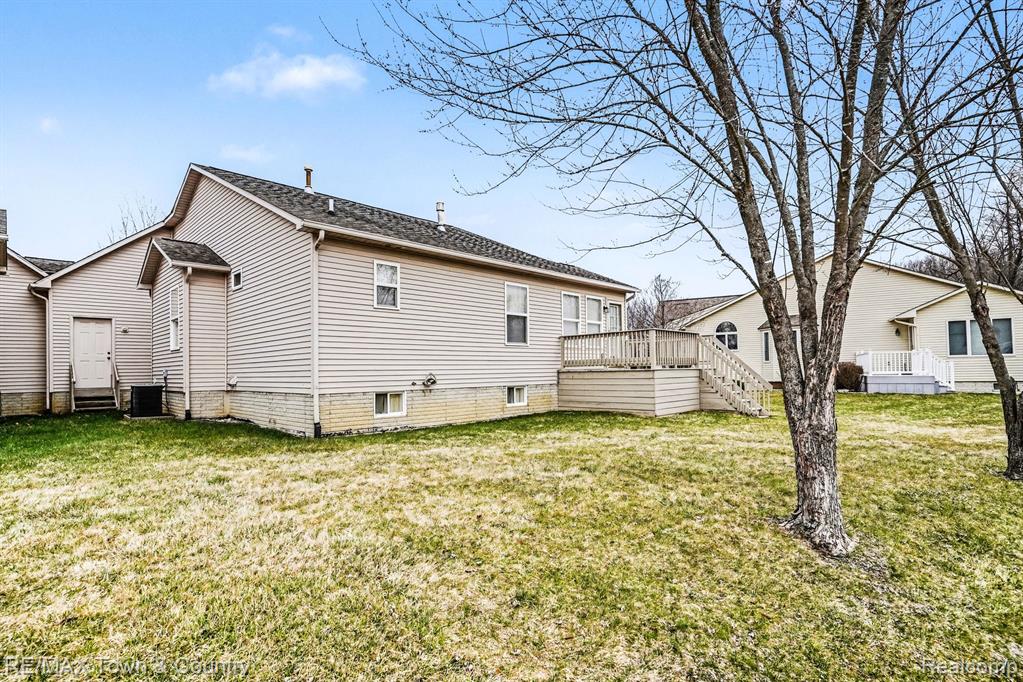 6462 Royal Club Drive, Flushing, MI 48433 — Photo 27