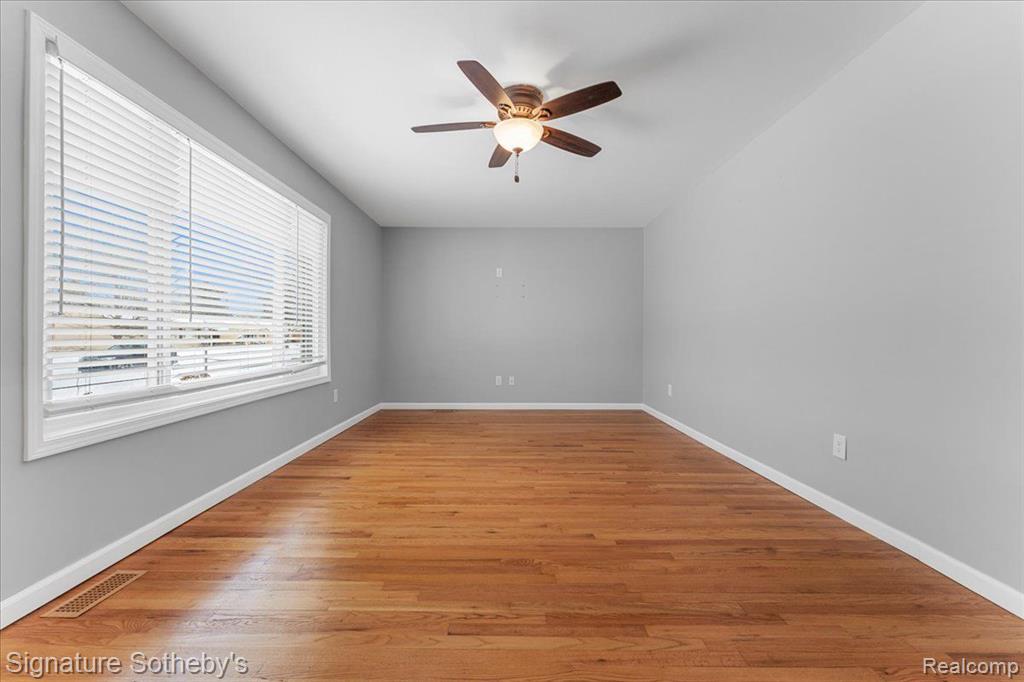 40499 Orangelawn Avenue, Plymouth, MI 48170 — Photo 9