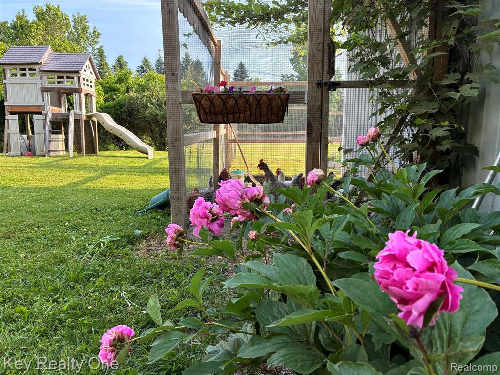 1000 W Predmore Road, Oakland, MI — Photo 59