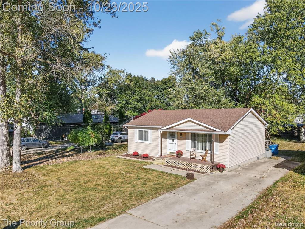 4700 Siebert Road, Waterford, MI 48328 — Photo 36
