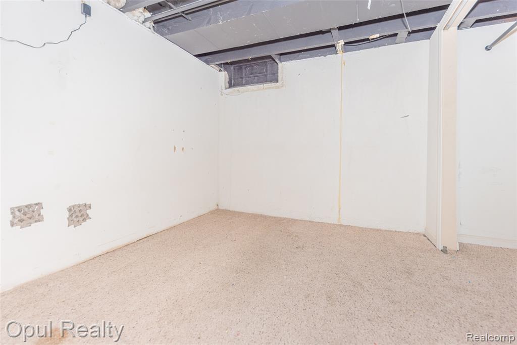 8234 Perrin Avenue, Westland, MI — Photo 27