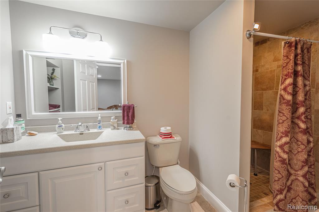 582 Snowbird Circle E Circle E, St. Clair, MI 48079 — Photo 24