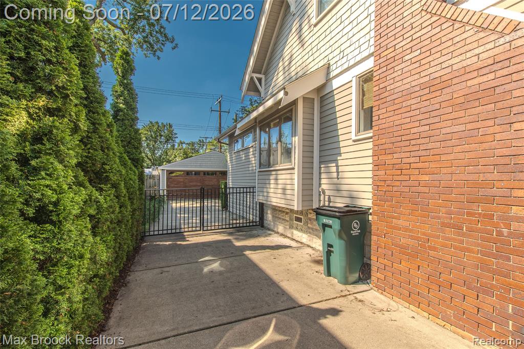 611 W 4th Street, Royal Oak, MI 48067 — Photo 72