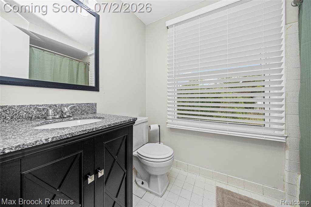 5494 Centerbrook Drive, West Bloomfield, MI — Photo 36