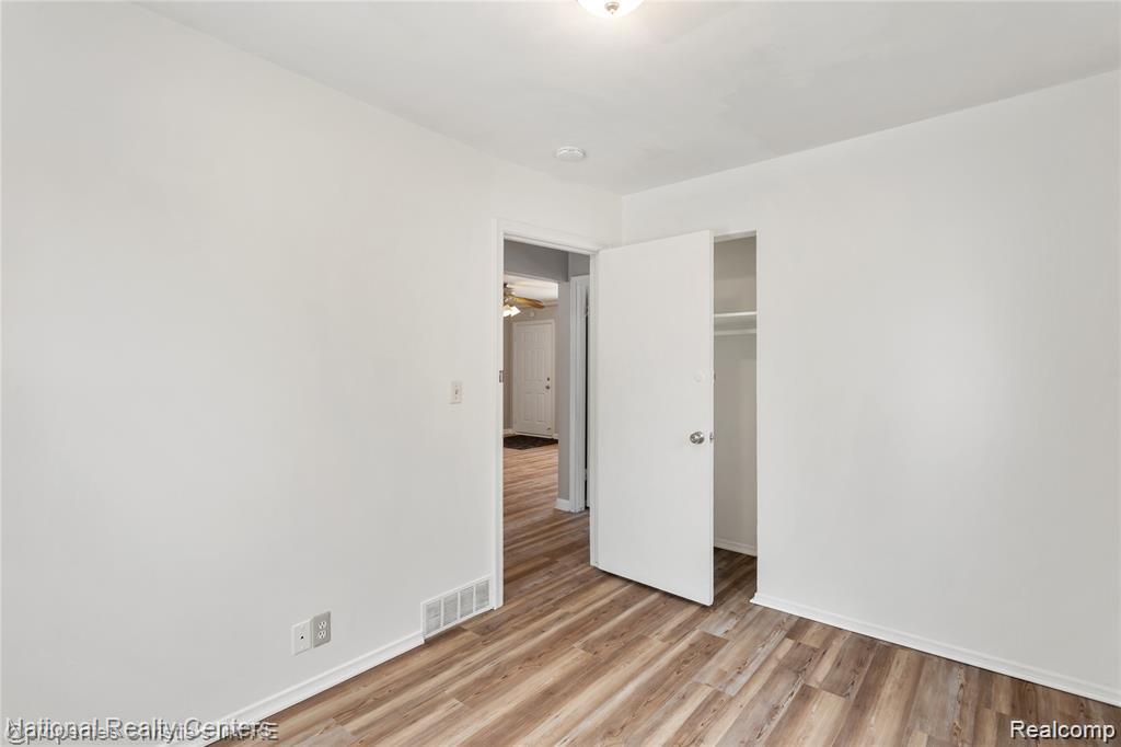 6027 Wilmer Street, Westland, MI — Photo 15