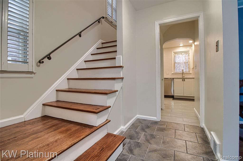 6150 Bluehill Street, Detroit, MI 48224 — Photo 5