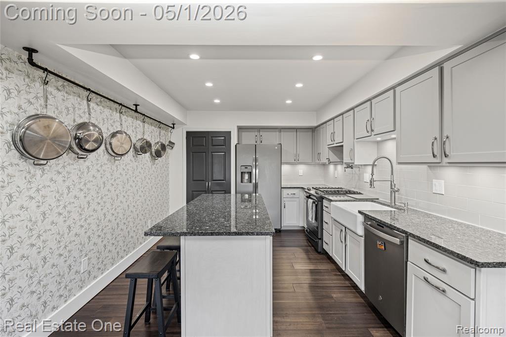 42374 Willow Tree Lane E, Clinton Twp, MI 48038 — Photo 17