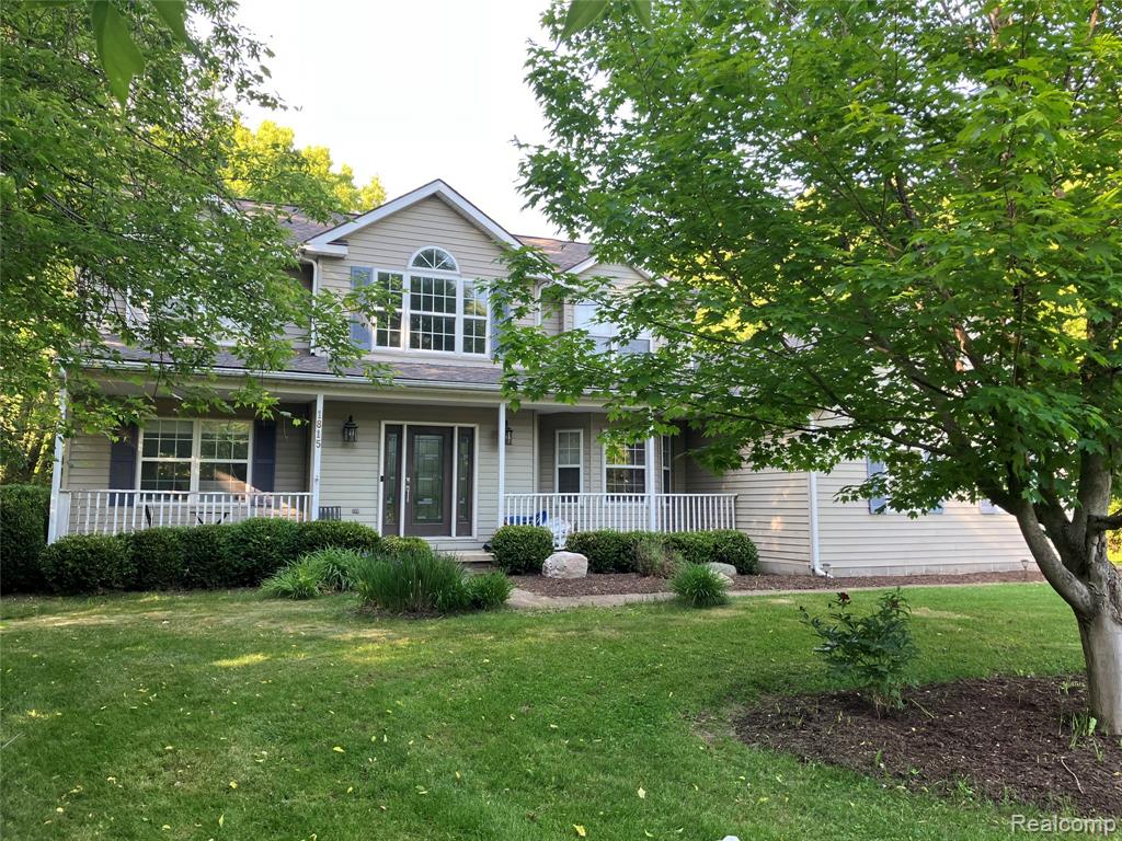 1815 Twin Lakes Boulevard, Oxford, MI 48371