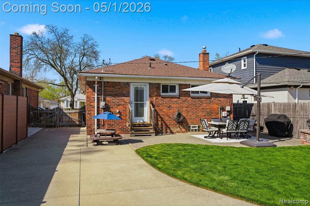 65 W Elmwood Avenue, Clawson, MI — Photo 30