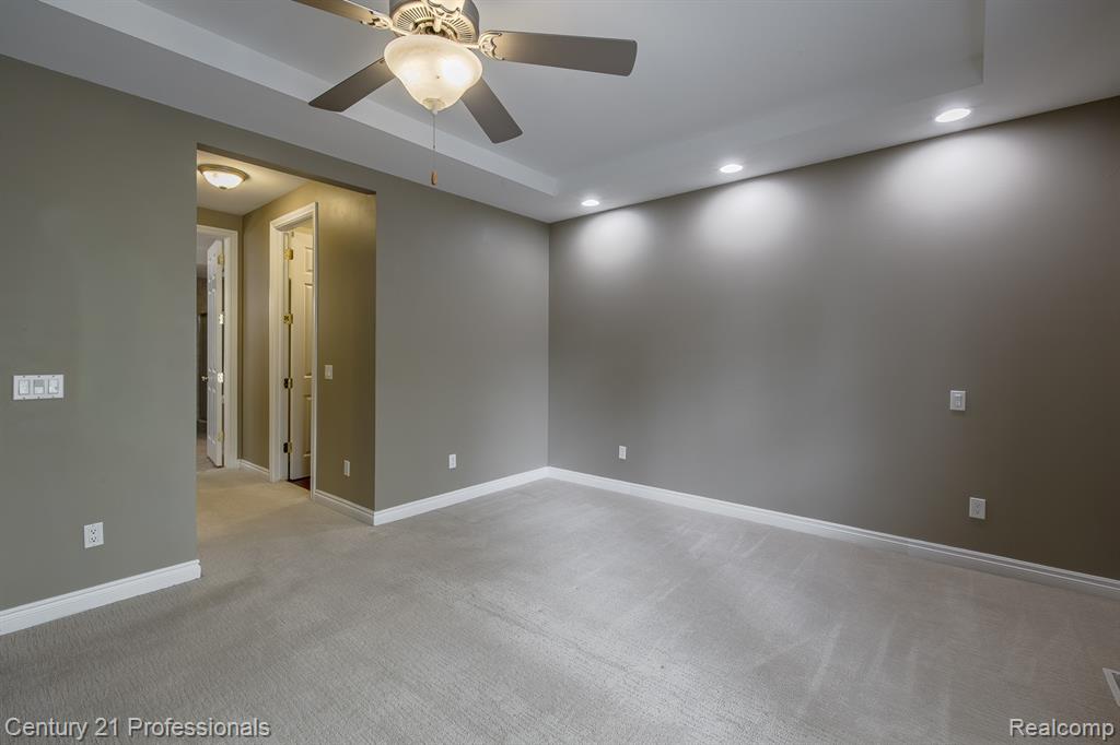 6410 Enclave Drive, Clarkston, MI 48348 — Photo 23