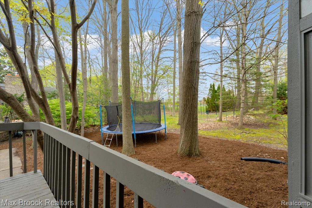 5536 Whitfield Drive, Troy, MI 48098 — Photo 52