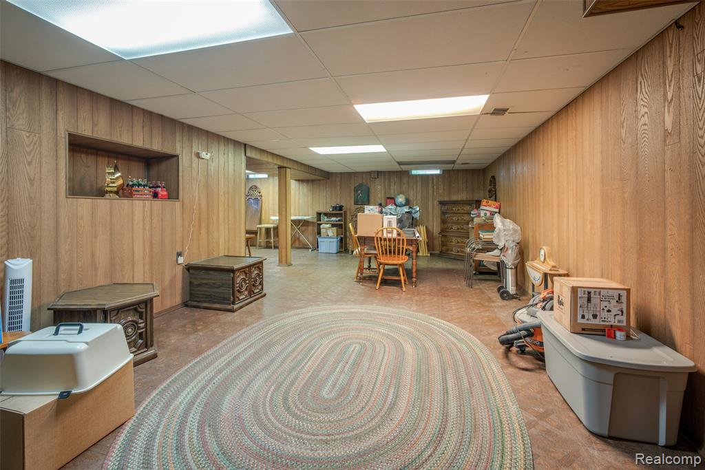 560 Coats Road, Lake Orion, MI 48362 — Photo 33
