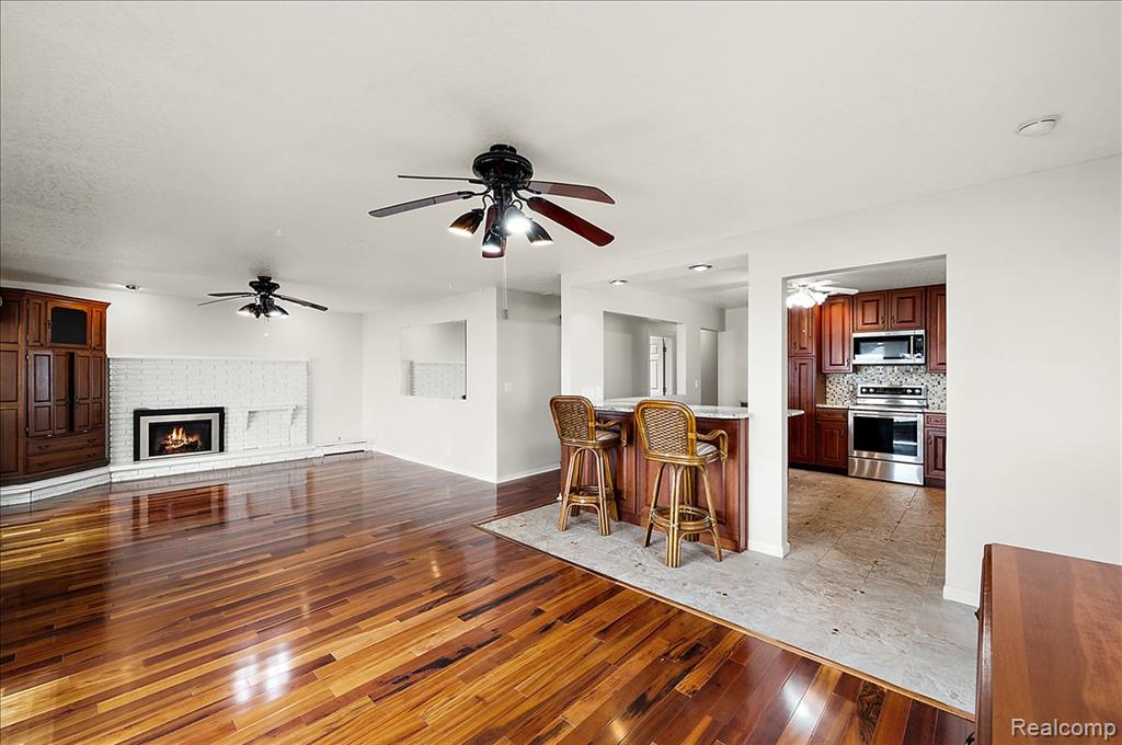 13358 Laplaisance Woods Street, La Salle, MI — Photo 20