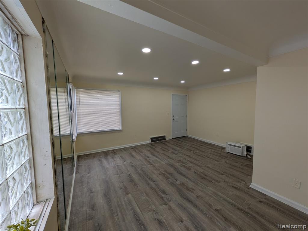 7414 Vaughan Street, Detroit, MI 48228 — Photo 2