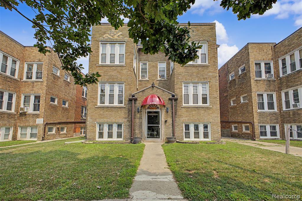 1307 Monroe Street, Dearborn, MI 48124