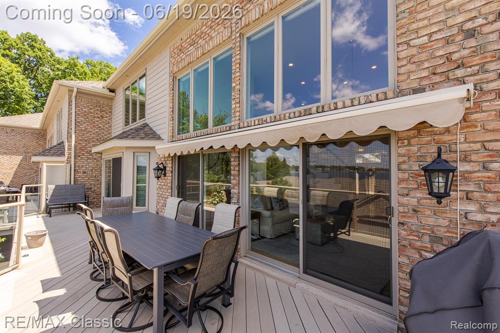 980 Sunset Drive, Waterford, MI 48328 — Photo 5